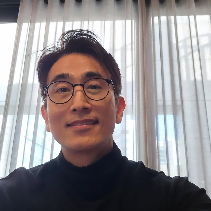 “1년 조금 넘게 썼다” 차인표, 새 장편소설 집필 종료