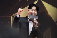 [한뮤어] 무대에 오르니 흥분 지수 ‘레벨 업!’…올해도 변함없이 배꼽주의보 ‘말말말’ [SS이슈]