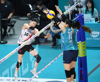 [포토] 박혜민 ‘블로킹 잘 피했어’