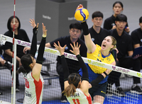 [포토]현댁건설 카리의 강력한 공격