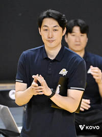 3위 탈환 나서는 KB손해보험 하현용 대행 “말 안 했지만 중요한 경기, 야쿱은 긍정적인 상황은 아닌 것 같다”[현장인터뷰]