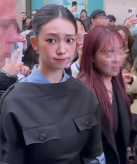 카리나, 팬 넘어지자 걱정스러운 얼굴 그대로..경호원“차 좀 탈게요” 폭발