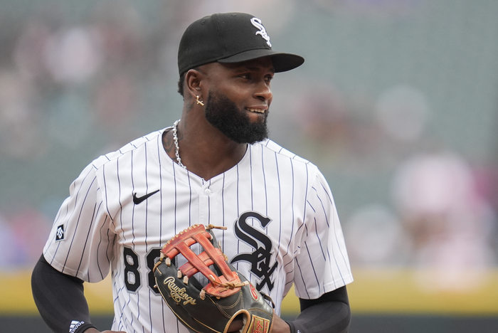 ‘터커 놓친’ 메츠, CF 루이스 로버트 주니어 영입…FA 대신 트레이드로 ‘외야 보강’ [SS시선집중]