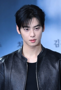 차은우, 母 회사로 200억 탈세 의혹…소속사 ‘묵묵부답’