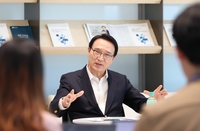 임태희“모든 아이가 차별 없이 최고의 환경서 자랄 수 있도록 하겠다”