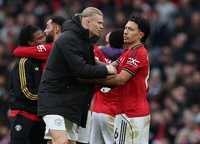 “할 말 있으면 직접 하시죠” 마르티네스의 ‘정면 반박’에 또 응답…맨유 레전드 “내가 틀렸길 증명해, 아스널전 큰 시험대”