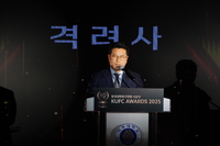 ‘한·일 대학축구 정기전’ 덴소컵 40주년 기념 업무 협약 …박한동 회장 “앞으로 40년 함께 준비하는 중요한 출발점”