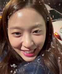 설현, “많이 먹고 포동해진 포동해진 요즘” 얼굴 공개