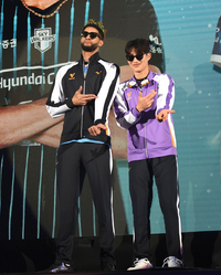 [포토] 레오-김우진 ‘스웨그 넘치는 세리머니’