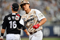 시작도 전에 ‘부상’ 송성문, 험난한 ML 도전기…‘시범경기’ 올인 필수 [2026 빅리거]