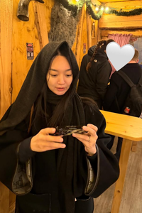 전지적 ♥김우빈 시점…신민아, 결혼반지 끼고 즐거운 허니문 인증 [★SNS]