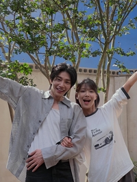 최수영, ‘아이돌 아이’ 종영 앞두고 김재영과 다정 투샷... “굿바이 맹변”