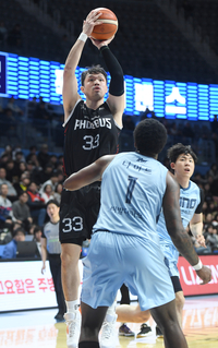 [포토] 슛 시도하는 이승현