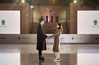 “드라마 속 그 장면 그대로” 반얀트리 서울, 아이스링크 프러포즈 패키지 선봬