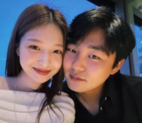 아들 돌반지 판 정철원 “양육권 가져오겠다” 비난 폭주