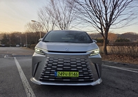 렉서스 LM500h가 선사하는 ‘밤의 유영’ [원성윤의 가요타요]