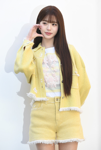 [포토]장원영, 사랑스런 볼 하트