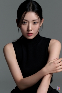 정다빈, ‘인간수업’ 김진민 감독 재회…‘레이디 두아’ 출연