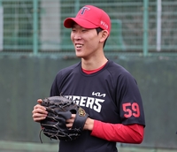 [공식] 한화, 김범수 보상선수로 최고 시속 153㎞ 유망주 뽑았다! 손혁 단장 “2년 전 우리가 관심 갖던 파이어볼러”