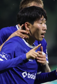 돌고 돌아 헨트로 간 홍현석, 복귀 후 3경기 만의 첫 골 작렬…헤더로 ‘쾅’