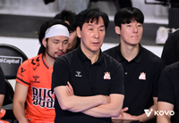 10일 휴식 후 5라운드 첫 경기 셧아웃 패배, 신영철 감독 “감독의 잘못, 토스 컨트롤 미스 많았다”[현장인터뷰]