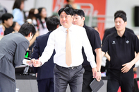 ‘체력 풀충전+김선형 복귀’ KT vs ‘체력 고갈-강상재 수술’ DB…‘극과 극’ 상황 맞대결 [SS수원in]