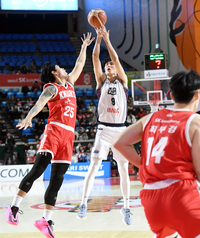 [포토]KCC 송교창, 더 높게!