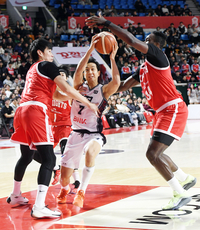 [포토]KCC 허훈, 뚫었다!