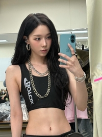 에스파 윈터, 과즙미 터지는 근황 공개... “민정츄”라 불릴 만한 인형 비주얼