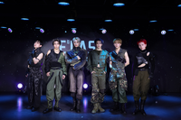 ‘데뷔 6년 차’ 아이돌 그룹 리더, 오늘 군대간다