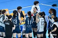 최하위 정관장 상대로 또 고전, 도로공사 김종민 감독 “이런 팀이 더 어려워, 황연주-김세인이 분위기 바꿔줬다”[현장인터뷰]