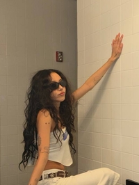 ‘자이언티♥’ 채영, 왼손 약지 반지에 눈길+힙한 타투까지!