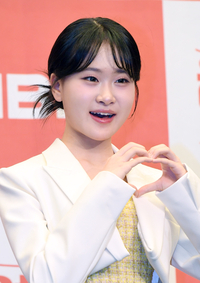 ‘16세’ 김다현, 전 소속사 대표 ‘사기·횡령’ 고소...“정산금 떼였다”