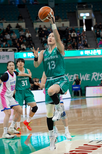 ‘1호 은퇴투어’ 김정은 “감사한데 무거운 마음…김단비·박혜진은 더 화려하게 해야죠” [단독 인터뷰]