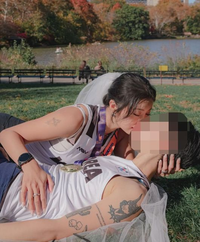 ‘강철부대W’ 곽선희, 동성 배우자와 뉴욕서 찍은 ‘마라톤 웨딩’ 화보 공개