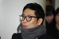 MC몽, 성매매 의혹에 직접 반박... “악마 그 이상 이하도 아냐” 법적 대응 예고