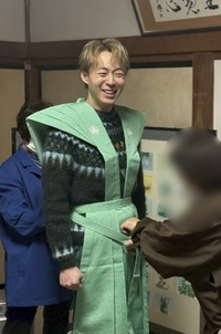 박유천, 외형도 일본인 다 됐네...전통의상 입고 ‘활짝’