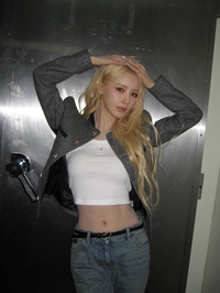 아이들 미연, 탄탄한 복근 공개... ‘건강미 넘치는 몸매’ 시선 집중