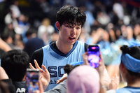 “본인 가진 역량보다 잘하는 중” 소노 핵심 거듭난 강지훈, 첫 ‘태극마크’까지 품었다 [SS스타]