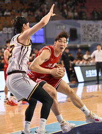 [포토] 이원석 ‘저리 가’