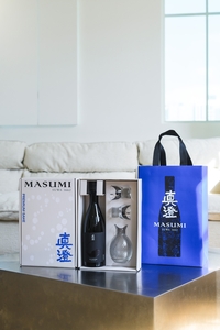 사케부터 위스키까지...‘필코노미’ 타고 인기 끄는 설 주류 선물