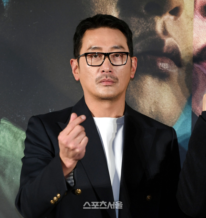 "차정원 서운하겠네" 하정우, 결혼 축하 인사에 "아직 이릅니다"