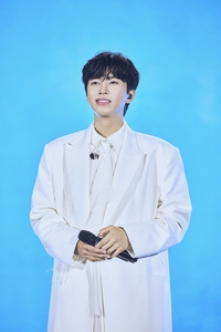 임영웅, 멜론 133억 돌파…BTS 134억과 1억 차이, 역대 1위 바뀌나