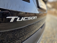 투싼 하이브리드 & TWS ‘첫 만남은 계획대로 되지 않아’…이 반전이 설렌다 [원성윤의 가요타요]