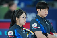 ‘패패패패패’ 컬링 믹스더블 김선영-정영석, 체코에 4-9  패배…4강 진출 좌절 [2026 밀라노]