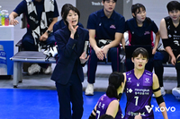 2위 탈환+카리 폭발적 활약에 만족한 현대건설 강성형 감독 “이런 모습 처음…다음 경기 기대된다”[현장인터뷰]