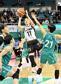 [포토]KB스타즈 강이슬, 들어가라!