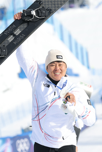 “나이는 숫자에 불과”... 스노보드 김상겸, 37세에 만든 ‘은빛 기적’… SNS로 소감 전해