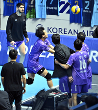 [포토]우리카드 한성정, 살려낼 수 있어!