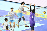 [포토]속공하는 대한항공 김민재